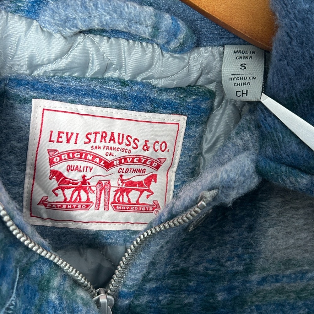 Levis Plaid Lined Shirt Jacket Mens Small Blue Gray Insulated Shacket Flannel - Picture 3 of 6